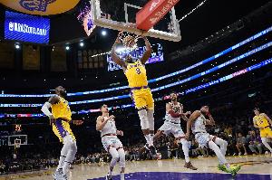 蜘蛛直播_蜘蛛免费NBA在线直播_蜘蛛足球无插件高清观看